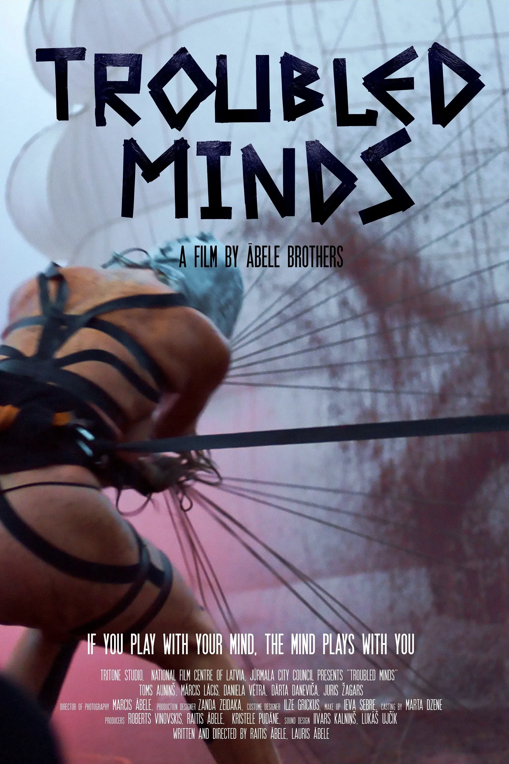 Poster of the movie Troubled Minds