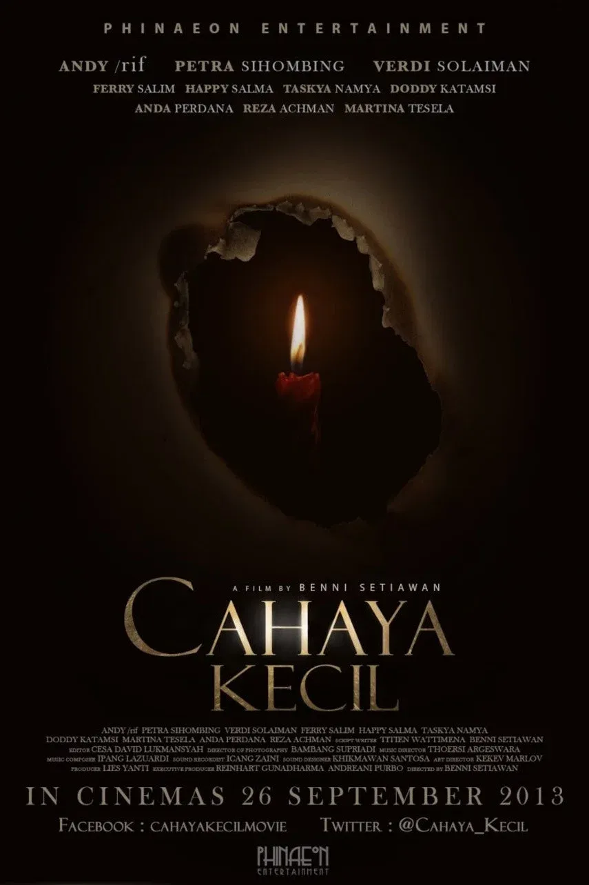 Poster for Cahaya Kecil