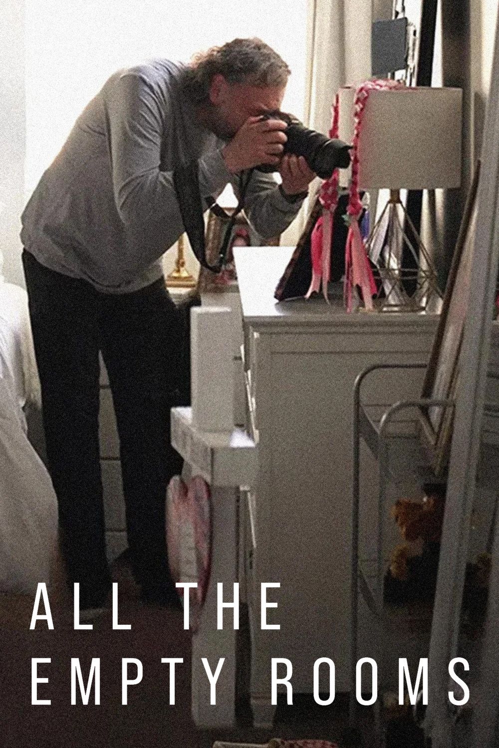 Poster of the movie All the Empty Rooms