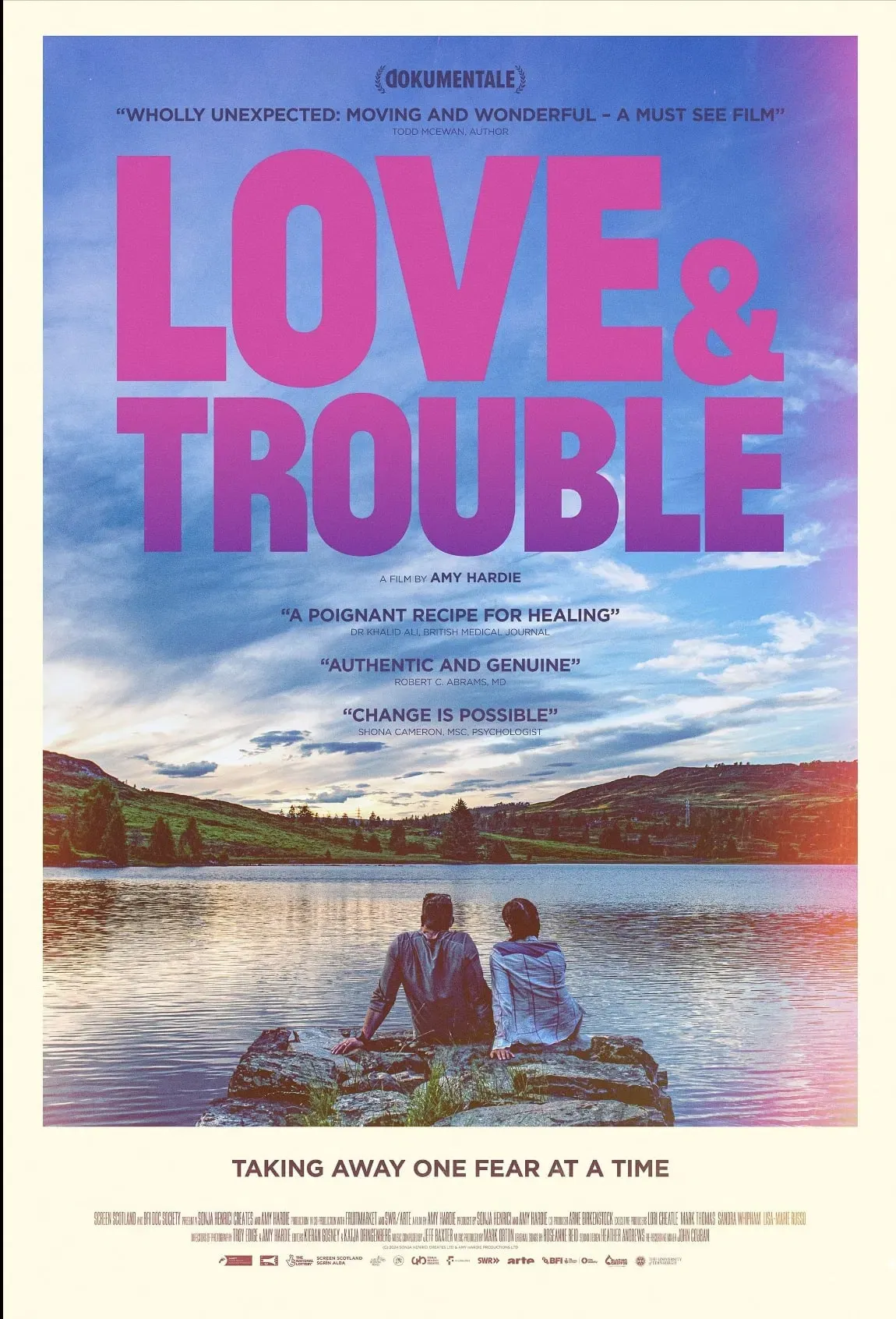 Poster of the movie Love & Trouble