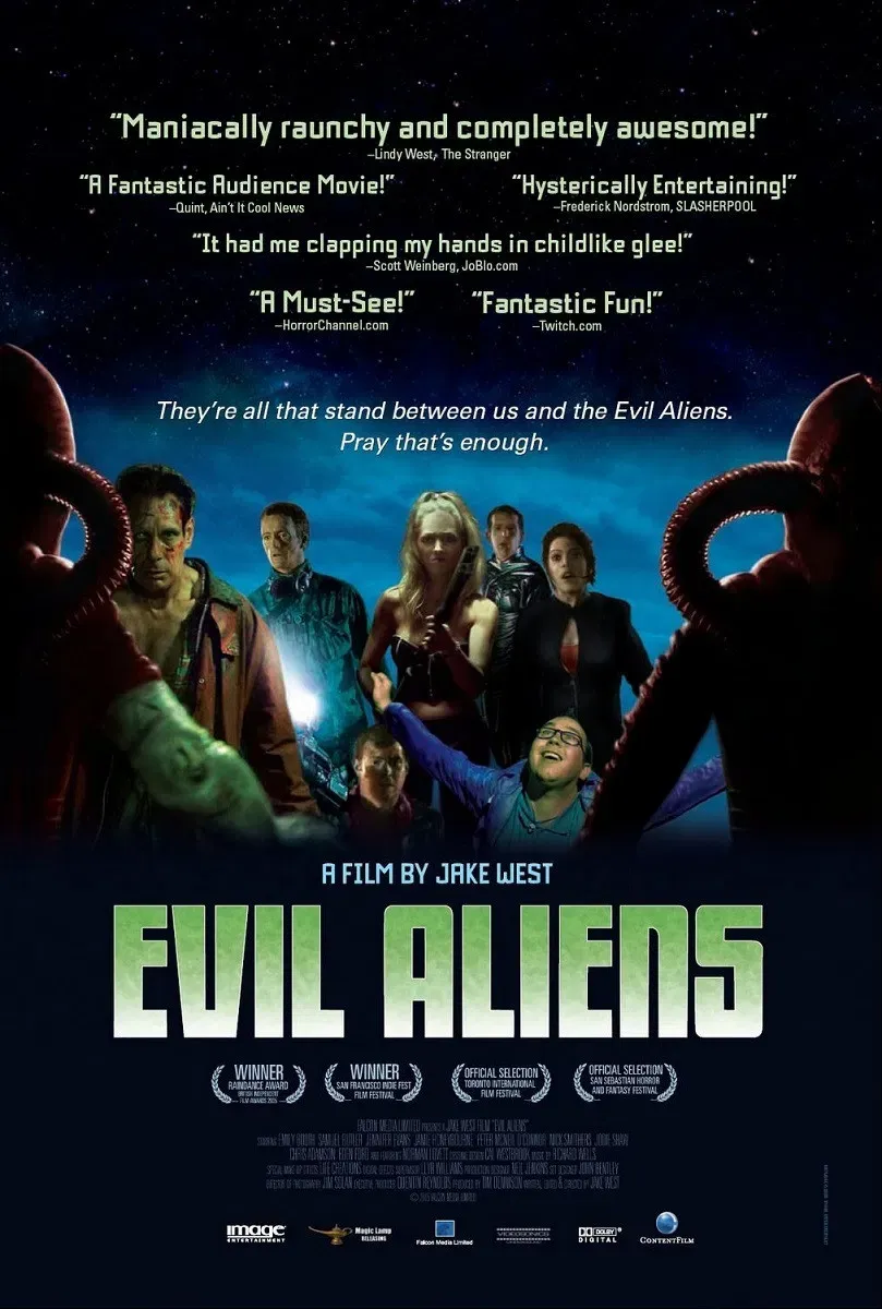 Poster of the movie Evil Aliens