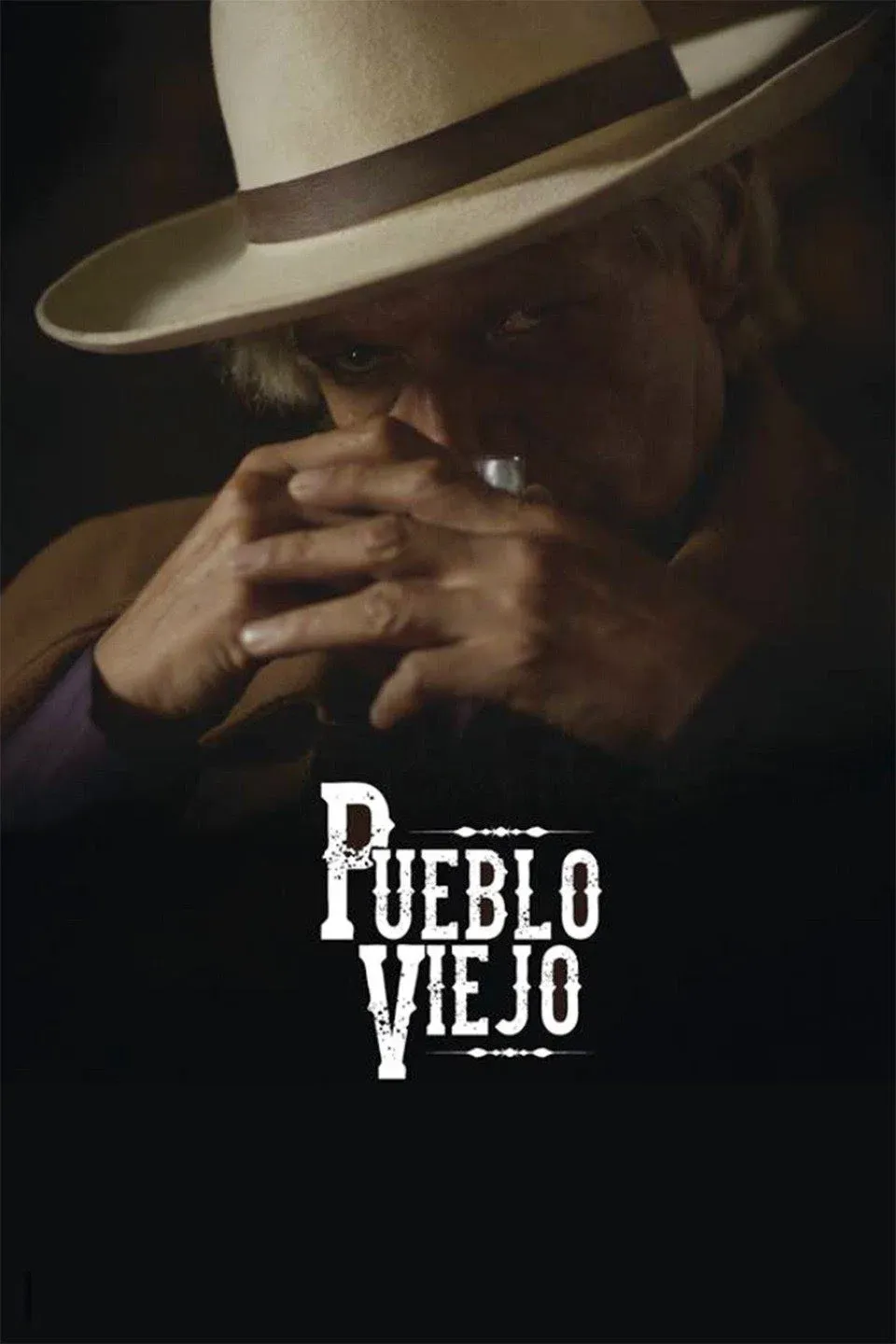 Poster for Pueblo Viejo