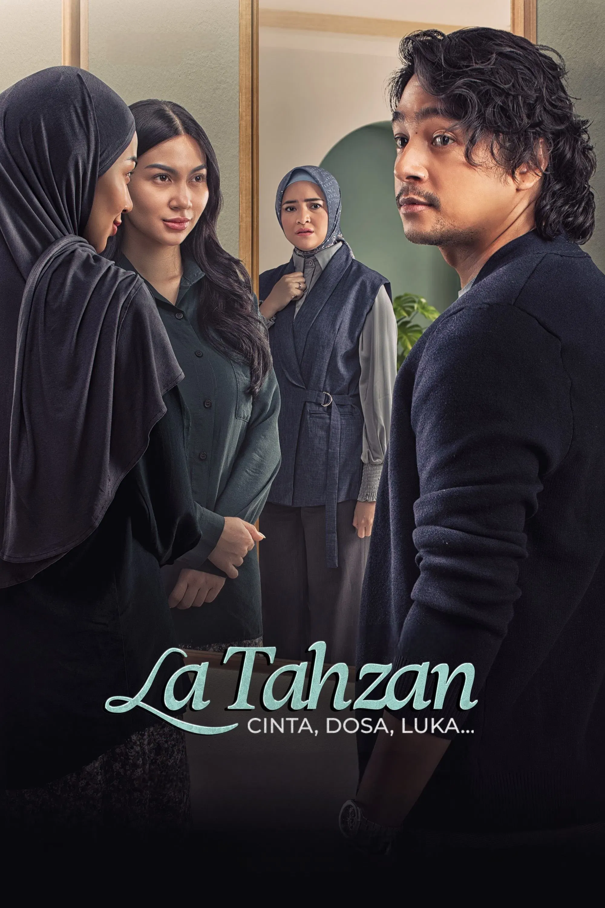 Poster of the movie La Tahzan: Cinta, Dosa, Luka...