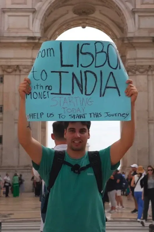 Poster of Going From Lisbon To India With No Money