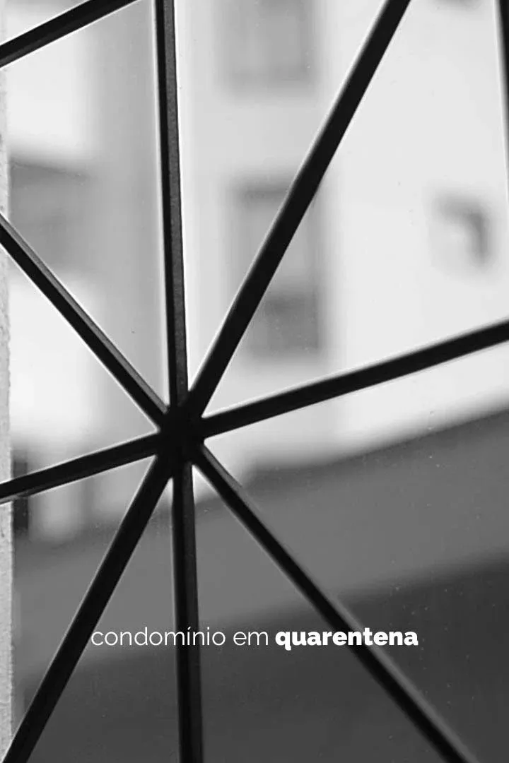 Poster for Condomínio em Quarentena